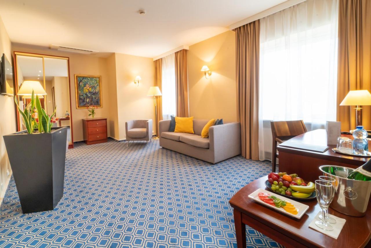 Warminski Hotel & Conference Olsztyn  Luaran gambar
